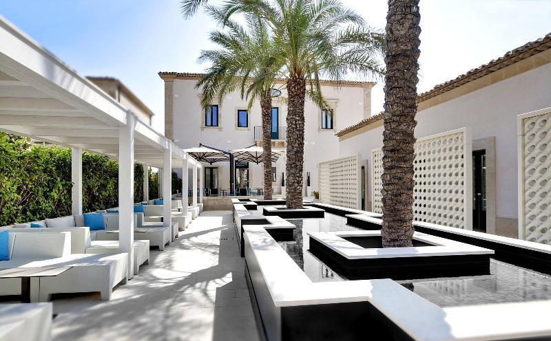 Zafran Boutique Hotel Donnalucata  Exteriör bild
