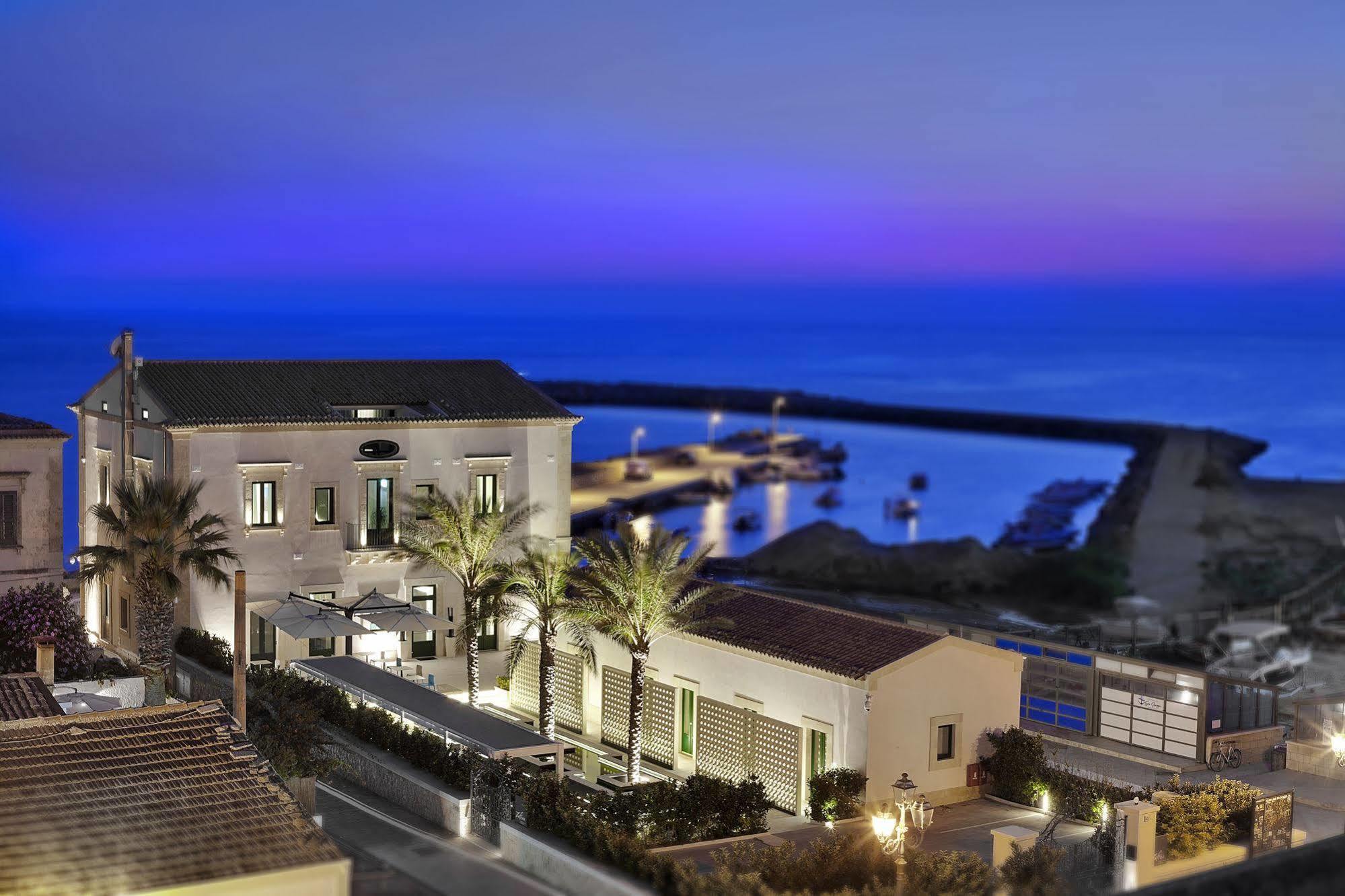 Zafran Boutique Hotel Donnalucata  Exteriör bild